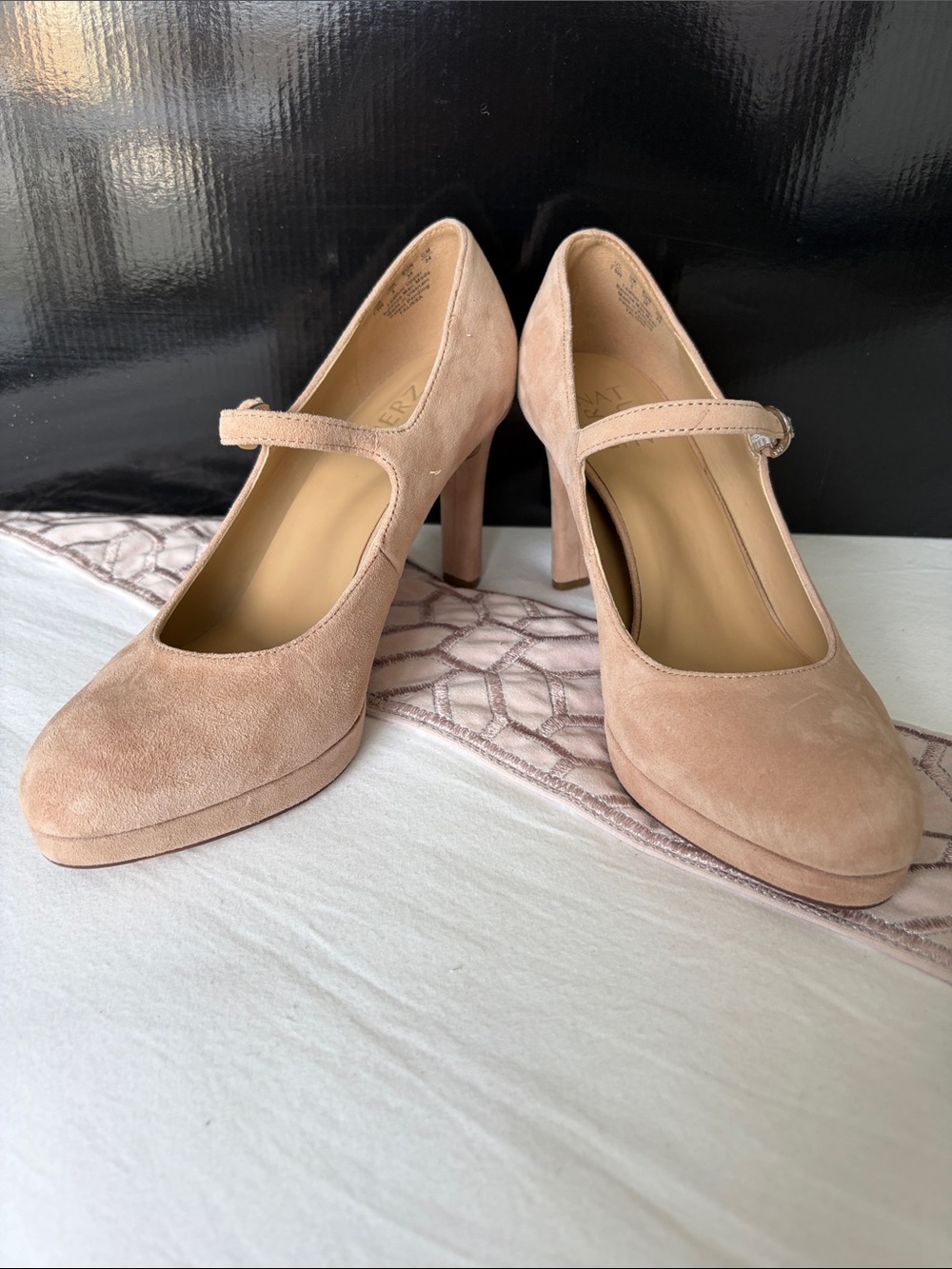 Naturalizer Blush Suede Mary Jane Heels
